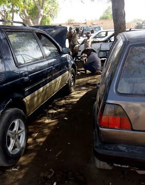 Ishaku Car Garage