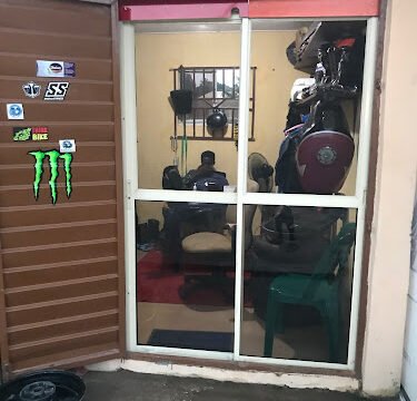 AF1QipNeELME7qQaGtMUYpcqfefgYI2NSSvOk0gJ51VNw800-h500-k-no.jpeg