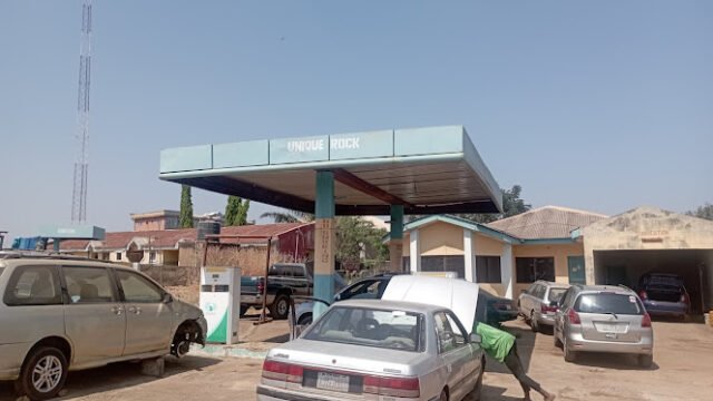 OLORUNTOBA CAR SURGEON