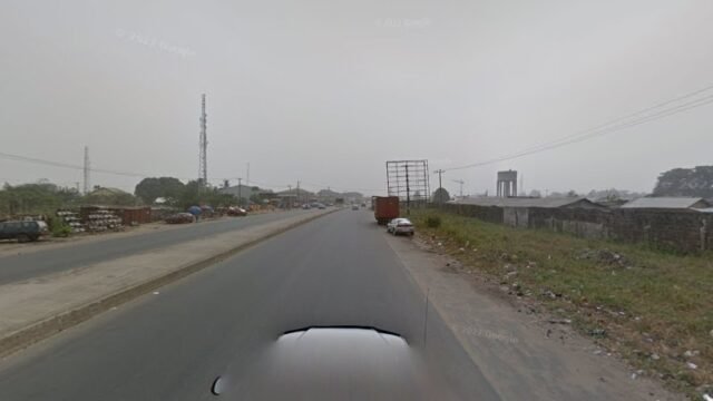 thumbnailpanoid0WO9pAreimvRxyzzIqpvGAcb_clientsearch.gws-prod.gpsw800h500yaw99.61583pitch0thumbfov100.jpeg