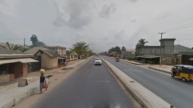 thumbnailpanoid0vmgUn3U5gMKGQHyY_GZRQcb_clientsearch.gws-prod.gpsw800h500yaw76.967155pitch0thumbfov100.jpeg