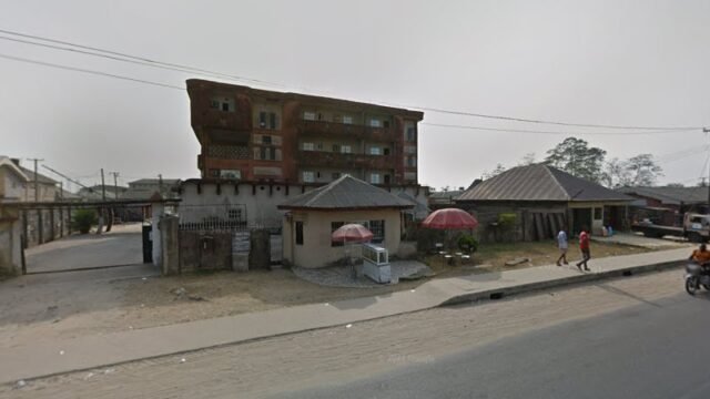 thumbnailpanoid1B9N-0qPueuegI21X_FinAcb_clientsearch.gws-prod.gpsw800h500yaw238.69865pitch0thumbfov100.jpeg