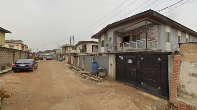 thumbnailpanoid4wazIptQDhYiU3YDNxrXdgcb_clientsearch.gws-prod.gpsw800h500yaw164.27757pitch0thumbfov100.jpeg
