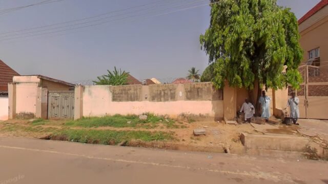 thumbnailpanoid5AYFiD1taPz64yGYb-bwJgcb_clientsearch.gws-prod.gpsw800h500yaw312.2789pitch0thumbfov100.jpeg