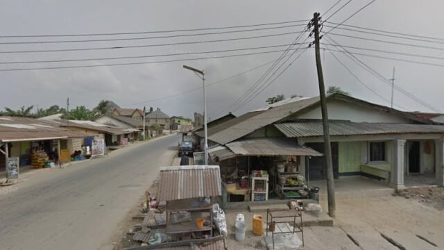 thumbnailpanoid5E57Fd_5SKsVnk5jJOjKIAcb_clientsearch.gws-prod.gpsw800h500yaw21.503025pitch0thumbfov100.jpeg