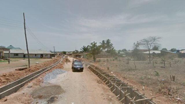 thumbnailpanoid6g7V6tr28INxf_UczooQVQcb_clientsearch.gws-prod.gpsw800h500yaw240.68091pitch0thumbfov100-1.jpeg