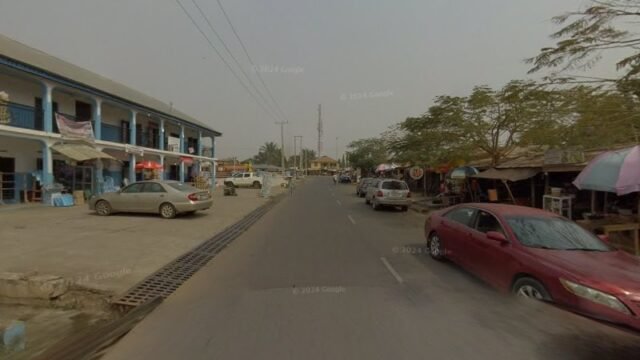 thumbnailpanoid6kr2rsOUtK98dOYDNHoQPwcb_clientsearch.gws-prod.gpsw800h500yaw6.1229753pitch0thumbfov100.jpeg