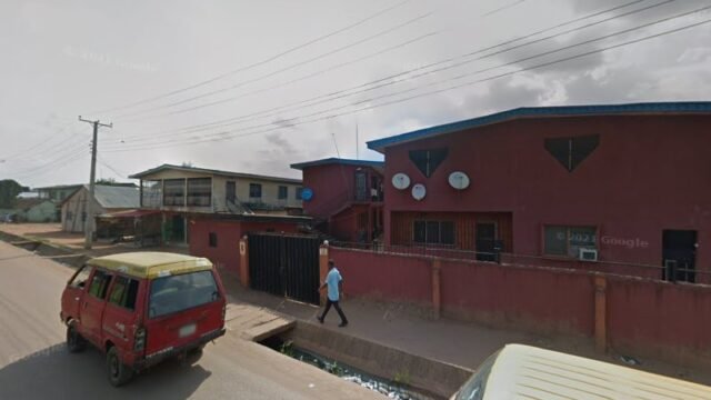 thumbnailpanoid6vQi0sxeUxknjh_pkZMkrgcb_clientsearch.gws-prod.gpsw800h500yaw277.51575pitch0thumbfov100.jpeg