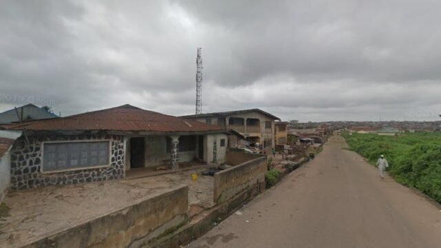 thumbnailpanoid7BU821oRXzQzk2g4sk4BkQcb_clientsearch.gws-prod.gpsw800h500yaw157.13498pitch0thumbfov100.jpeg