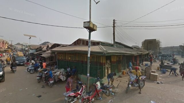 thumbnailpanoid8mL5znVGEpCSScFSGJX6iQcb_clientsearch.gws-prod.gpsw800h500yaw45.051376pitch0thumbfov100-2.jpeg
