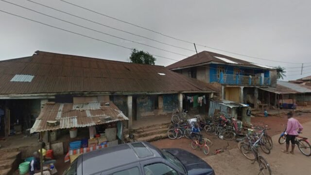 thumbnailpanoid9RTNDYRUfXC8bnY3aUXp8Qcb_clientsearch.gws-prod.gpsw800h500yaw160.73122pitch0thumbfov100.jpeg