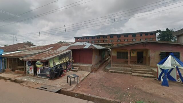 thumbnailpanoidASdv72MG9QHPDlKP8G36qAcb_clientsearch.gws-prod.gpsw800h500yaw312.3162pitch0thumbfov100.jpeg