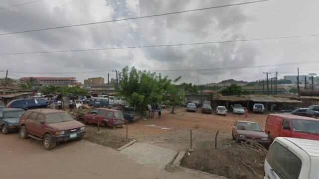 thumbnailpanoidB3UMe7x8pAPHe5VhF3bJrgcb_clientsearch.gws-prod.gpsw800h500yaw77.66499pitch0thumbfov100.jpeg