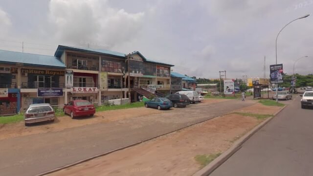 thumbnailpanoidEFp7BKBgvOeuP_jSJ9qoxwcb_clientsearch.gws-prod.gpsw800h500yaw160.77924pitch0thumbfov100.jpeg