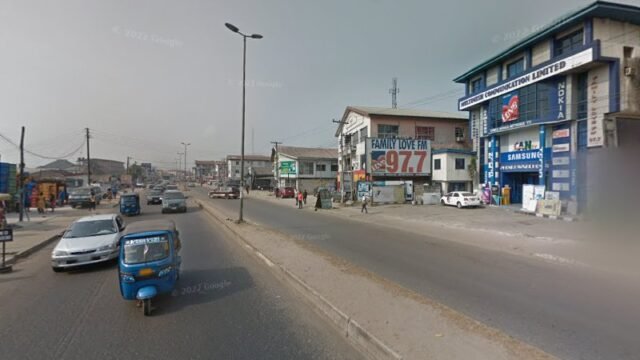 thumbnailpanoidERkL_hMrgTbighgPy0IAKgcb_clientsearch.gws-prod.gpsw800h500yaw227.90805pitch0thumbfov100.jpeg