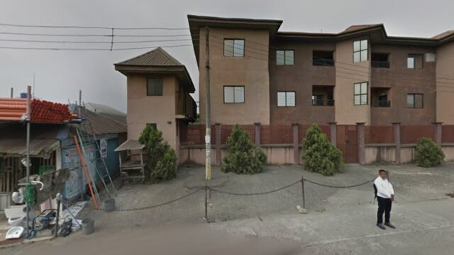 thumbnailpanoidF-XLmw8b_4tXFwd8WpxCrAcb_clientsearch.gws-prod.gpsw800h500yaw257.17877pitch0thumbfov100.jpeg