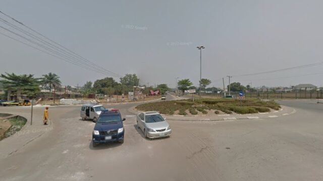 thumbnailpanoidFTf-yuIOYrh9mHBYQcwHsAcb_clientsearch.gws-prod.gpsw800h500yaw73.15138pitch0thumbfov100.jpeg