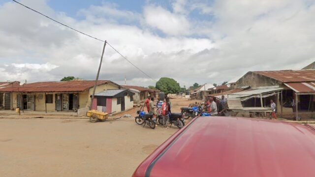 thumbnailpanoidGXHQBt85SHA6TX87N6i0KQcb_clientsearch.gws-prod.gpsw800h500yaw269.1221pitch0thumbfov100.jpeg