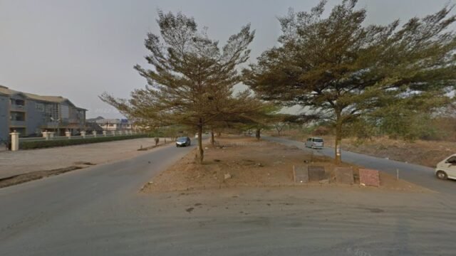 thumbnailpanoidH26J__9rSn5qcHe1mCDlUgcb_clientsearch.gws-prod.gpsw800h500yaw247.75255pitch0thumbfov100.jpeg