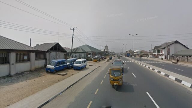 thumbnailpanoidHxyNs5aCHC1RP6TzIpdPFgcb_clientsearch.gws-prod.gpsw800h500yaw168.69601pitch0thumbfov100.jpeg