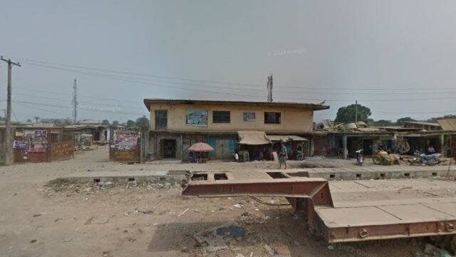 thumbnailpanoidNvSPKPrJrp5a1gaYzAzy8gcb_clientsearch.gws-prod.gpsw800h500yaw137.77234pitch0thumbfov100-4.jpeg