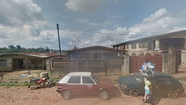 thumbnailpanoidNyI49O-jaRy3pE68uvzLpAcb_clientsearch.gws-prod.gpsw800h500yaw13.996082pitch0thumbfov100.jpeg