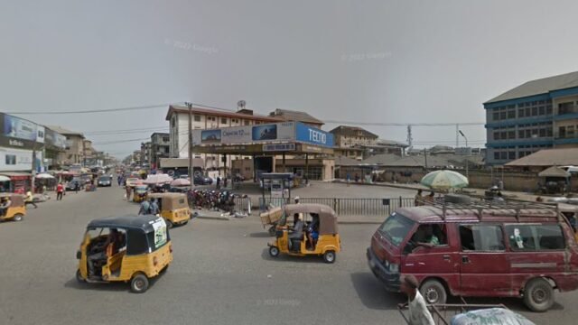 thumbnailpanoidPDg09KKTT58Crr0FiWcgDAcb_clientsearch.gws-prod.gpsw800h500yaw129.87993pitch0thumbfov100.jpeg