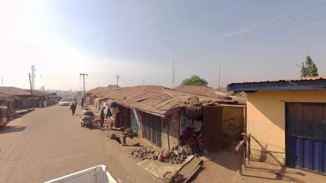 thumbnailpanoidRYHe_T5Lcl1sd__1EulKQQcb_clientsearch.gws-prod.gpsw800h500yaw200.22366pitch0thumbfov100.jpeg