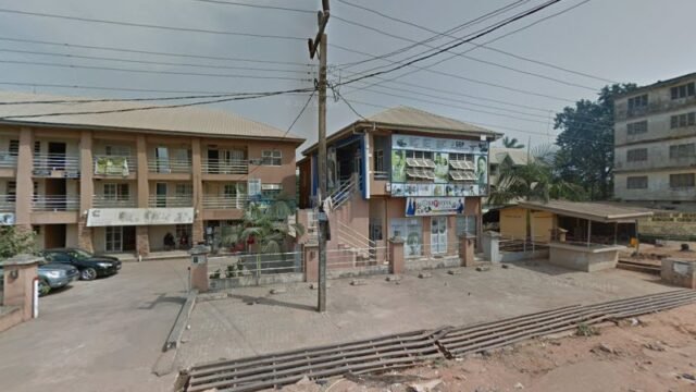 thumbnailpanoidRcEm7bd1EoQLM3gJcyWCsgcb_clientsearch.gws-prod.gpsw800h500yaw120.0347pitch0thumbfov100.jpeg