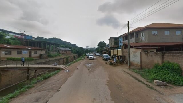 thumbnailpanoidUWCN0iVPXs6sW-B71ivb6gcb_clientsearch.gws-prod.gpsw800h500yaw70.481255pitch0thumbfov100.jpeg