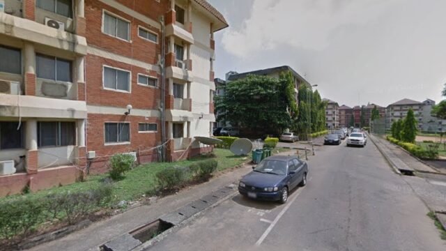 thumbnailpanoidUbDicL4CZvsgNEQTZAGJEwcb_clientsearch.gws-prod.gpsw800h500yaw83.934425pitch0thumbfov100.jpeg