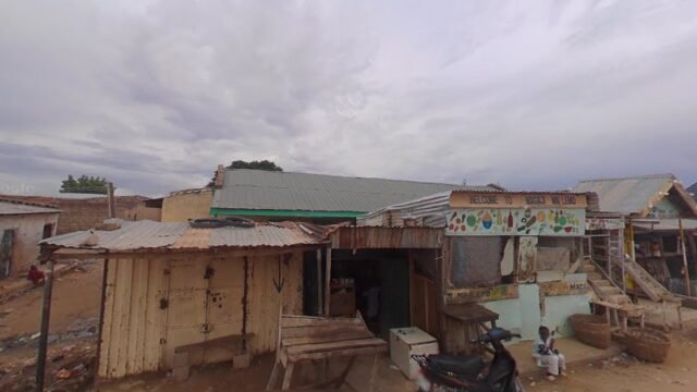 thumbnailpanoidUe58zgbk4gXJ0wXXCqceawcb_clientsearch.gws-prod.gpsw800h500yaw10.287881pitch0thumbfov100.jpeg