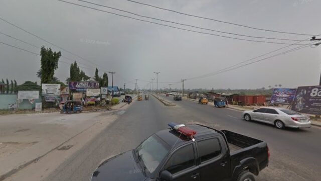 thumbnailpanoidUgC3izDu6z4g1yl9_O5gbQcb_clientsearch.gws-prod.gpsw800h500yaw328.71667pitch0thumbfov100.jpeg