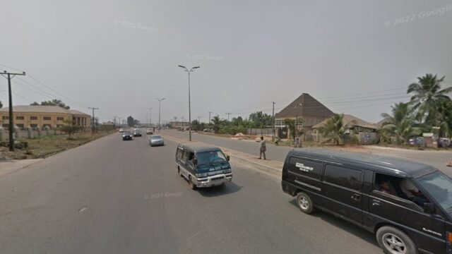thumbnailpanoidV7TAUqSvLtBRA0XM617nJwcb_clientsearch.gws-prod.gpsw800h500yaw281.60712pitch0thumbfov100.jpeg