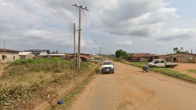 thumbnailpanoidWLh_1qkl2PTVGB0B9Fo3qAcb_clientsearch.gws-prod.gpsw800h500yaw176.97554pitch0thumbfov100.jpeg