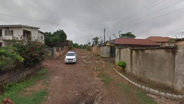 thumbnailpanoidZZ5M-m9HPLY14acHRZSIJwcb_clientsearch.gws-prod.gpsw800h500yaw265.46863pitch0thumbfov100.jpeg