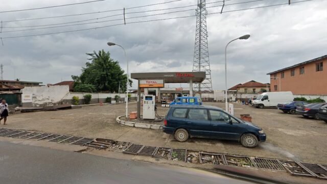thumbnailpanoidZiu3Jthh4nb3Vt276xtMdgcb_clientsearch.gws-prod.gpsw800h500yaw192.14159pitch0thumbfov100.jpeg