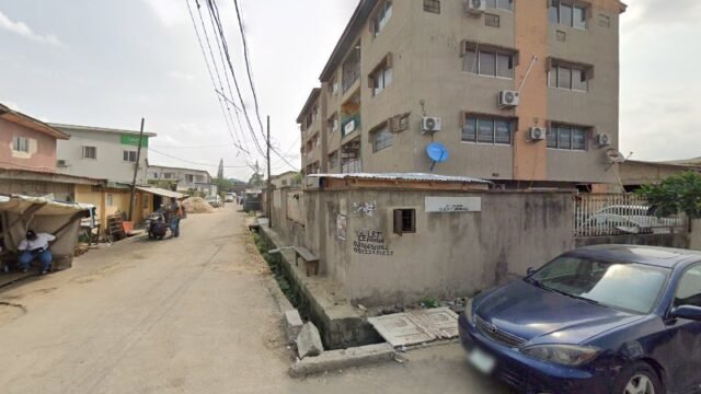 thumbnailpanoid_NklxWQT743BL11HemrHPwcb_clientsearch.gws-prod.gpsw800h500yaw285.91223pitch0thumbfov100.jpeg
