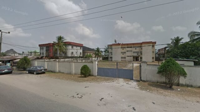thumbnailpanoidaVe7xEJRCh18scKg1eUaiwcb_clientsearch.gws-prod.gpsw800h500yaw34.80936pitch0thumbfov100.jpeg