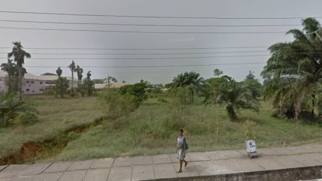 thumbnailpanoidcvrxZTRLtM-hZoO7SJlm8wcb_clientsearch.gws-prod.gpsw800h500yaw325.49933pitch0thumbfov100.jpeg