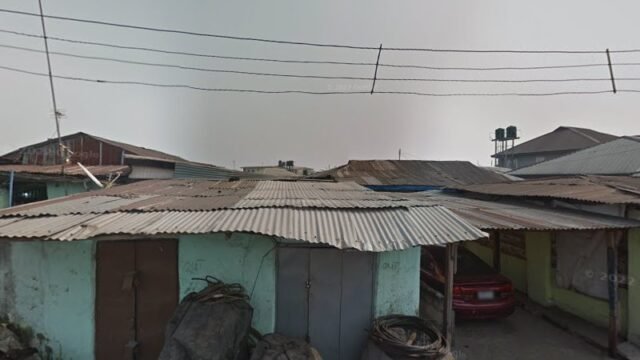 thumbnailpanoiddGtzMEWX7MO18-qAnKO6RAcb_clientsearch.gws-prod.gpsw800h500yaw42.349922pitch0thumbfov100.jpeg