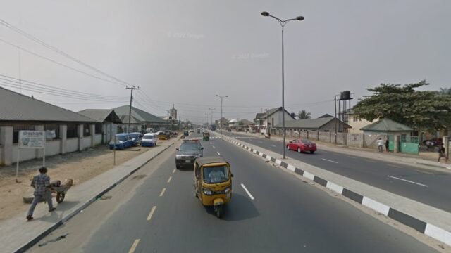 thumbnailpanoiddteZ2Kzy8OGbmIgpXhPf5wcb_clientsearch.gws-prod.gpsw800h500yaw191.91489pitch0thumbfov100.jpeg