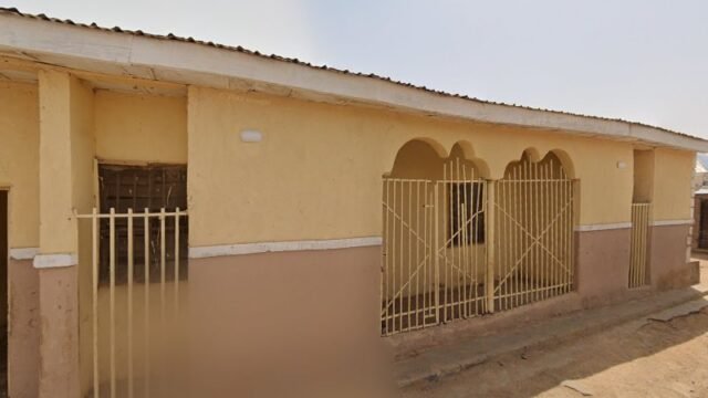thumbnailpanoidfbYN20sXcnArjTpzxWwirAcb_clientsearch.gws-prod.gpsw800h500yaw21.05114pitch0thumbfov100.jpeg