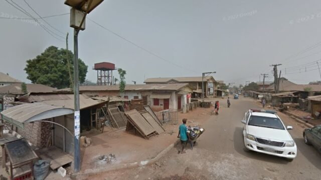 thumbnailpanoidg1ZsNlBMUDuAw3S1hs8vhwcb_clientsearch.gws-prod.gpsw800h500yaw56.42561pitch0thumbfov100.jpeg