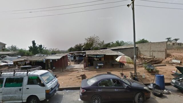 thumbnailpanoidgPxv2-04du96lYMAxSL0ugcb_clientsearch.gws-prod.gpsw800h500yaw297.04257pitch0thumbfov100.jpeg