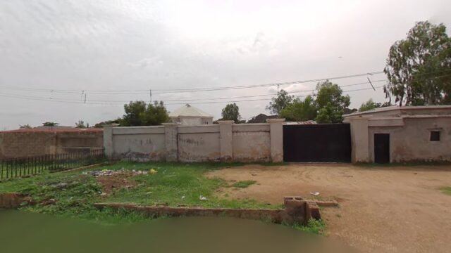 thumbnailpanoidhCfSwZFOscXqVuPQ2w1_FQcb_clientsearch.gws-prod.gpsw800h500yaw254.12352pitch0thumbfov100-1.jpeg