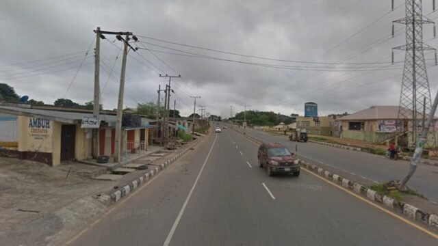 thumbnailpanoidiE_9RpEhxGie7iWZ3ZBWTgcb_clientsearch.gws-prod.gpsw800h500yaw198.61928pitch0thumbfov100.jpeg