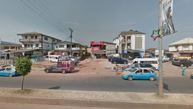 thumbnailpanoidjGixB_hqpZZ0Wa3c86OiTwcb_clientsearch.gws-prod.gpsw800h500yaw0.8327851pitch0thumbfov100.jpeg