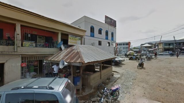 thumbnailpanoidkOZQzVqKxvuKwoAZOrmXdQcb_clientsearch.gws-prod.gpsw800h500yaw253.6066pitch0thumbfov100.jpeg