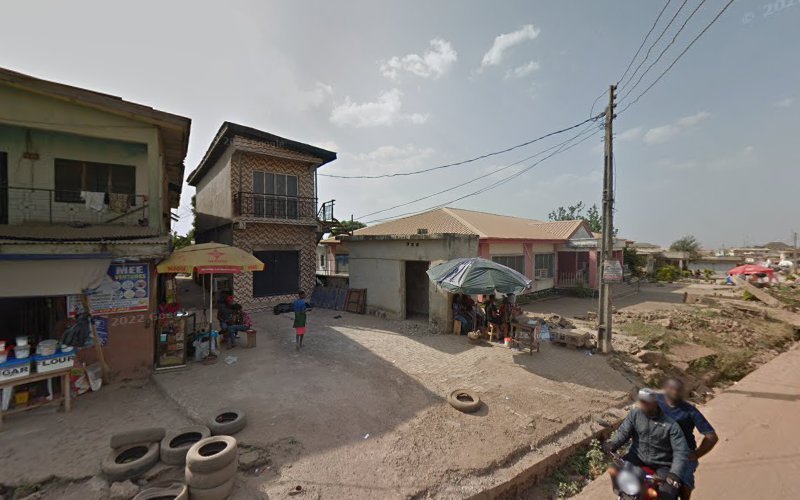 thumbnailpanoidkaZLi74hpj8emRBKsK1v0wcb_clientsearch.gws-prod.gpsw800h500yaw297.30582pitch0thumbfov100.jpeg